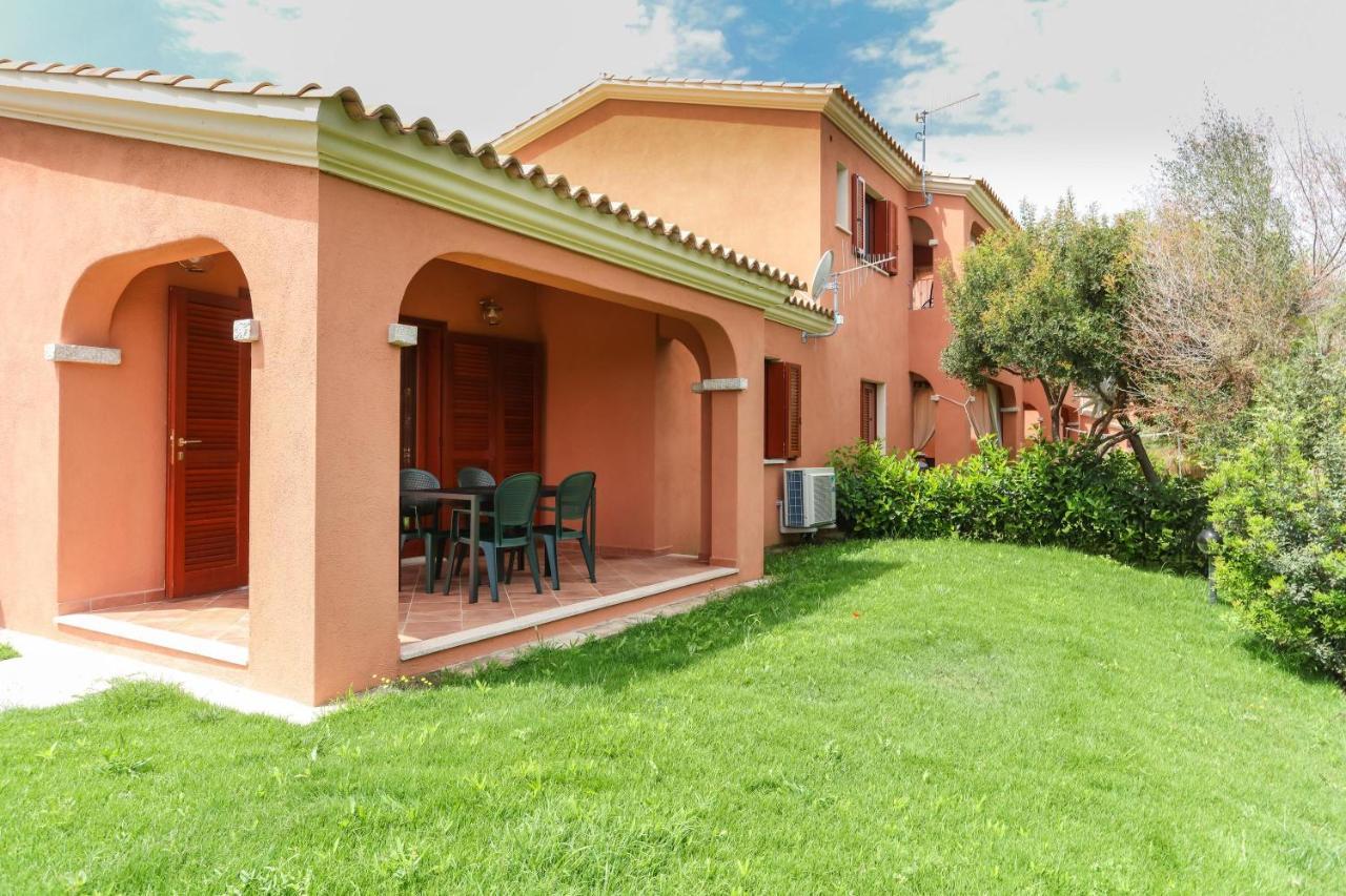 Villa La Casa Di Debora à San Teodoro  Extérieur photo