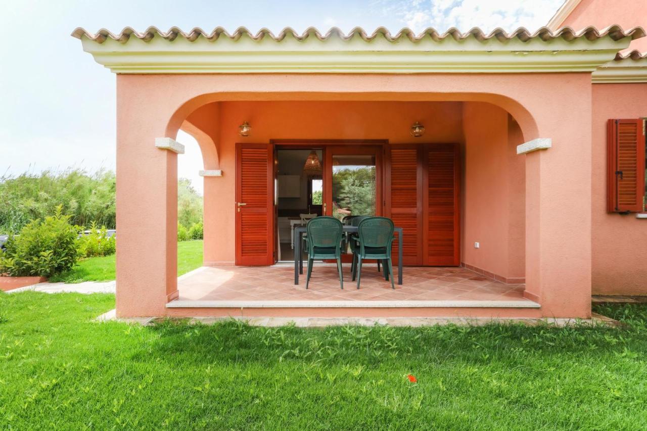 Villa La Casa Di Debora à San Teodoro  Extérieur photo